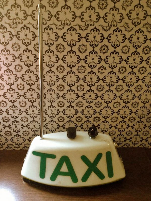 theremin taxi